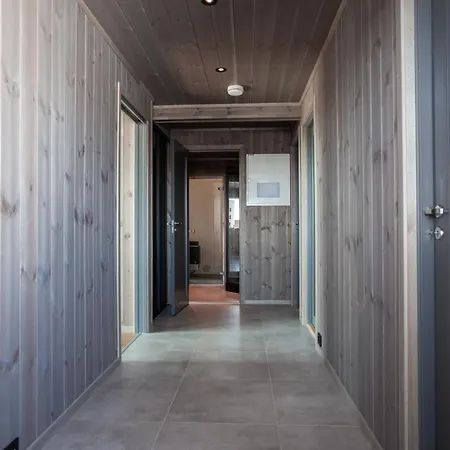 Apartment Premium Penthouse Near Strandafjellet & Geiranger - Panoramic Mountain Views & Sauna Stranda (More og Romsdal)