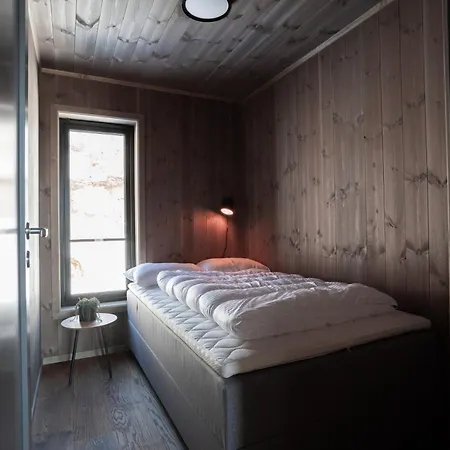 Premium Penthouse Near Strandafjellet & Geiranger - Panoramic Mountain Views & Sauna Apartment