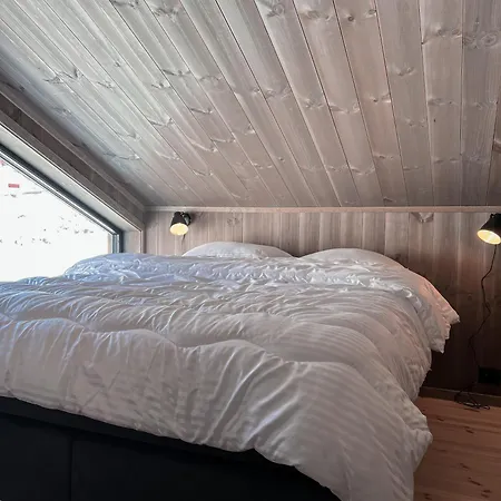 Premium Penthouse Near Strandafjellet & Geiranger - Panoramic Mountain Views & Sauna * Stranda (More og Romsdal)