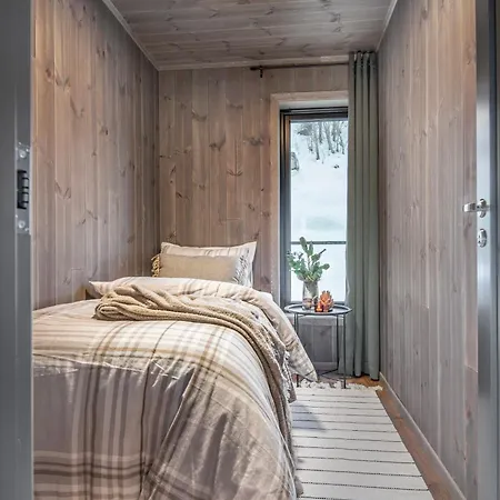 Premium Penthouse Near Strandafjellet & Geiranger - Panoramic Mountain Views & Sauna * Stranda (More og Romsdal)